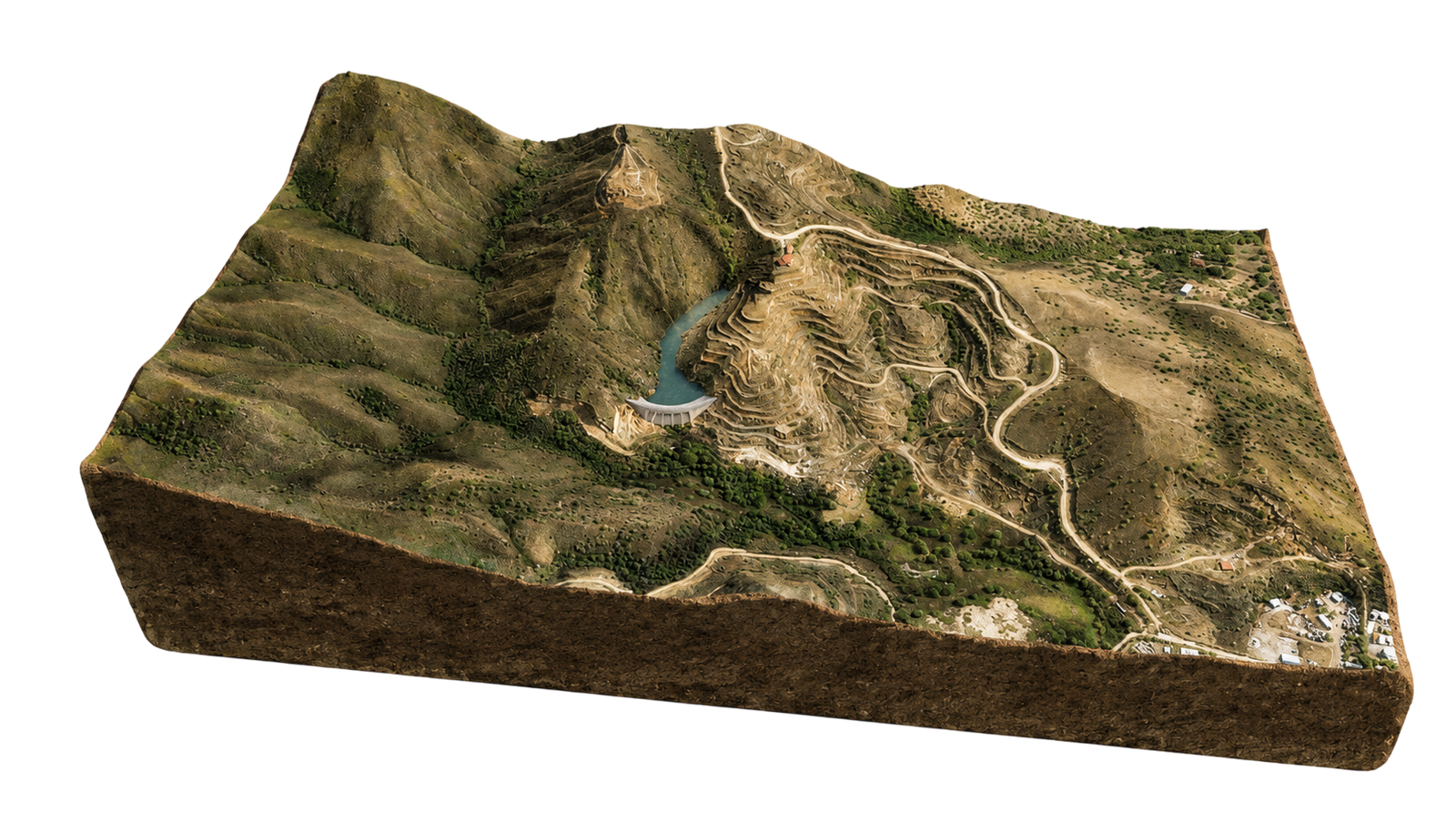 Modelo digital 3D detallado de terreno minero con presa, vías y vegetación